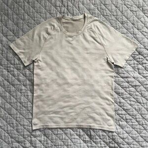 Lululemon Metal Vent Tech Short-Sleeve Shirt